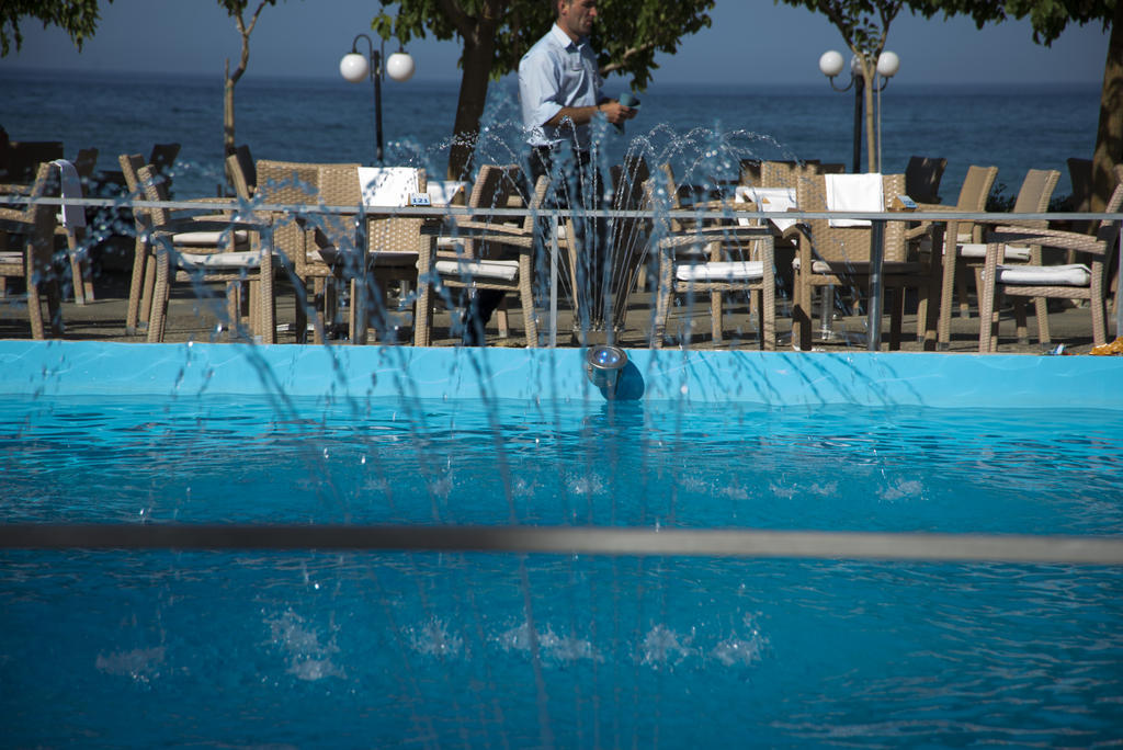 Corissia Beach Hotel Georgioupoli Bagian luar foto