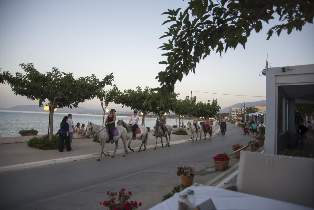 Corissia Beach Hotel Georgioupoli Bagian luar foto